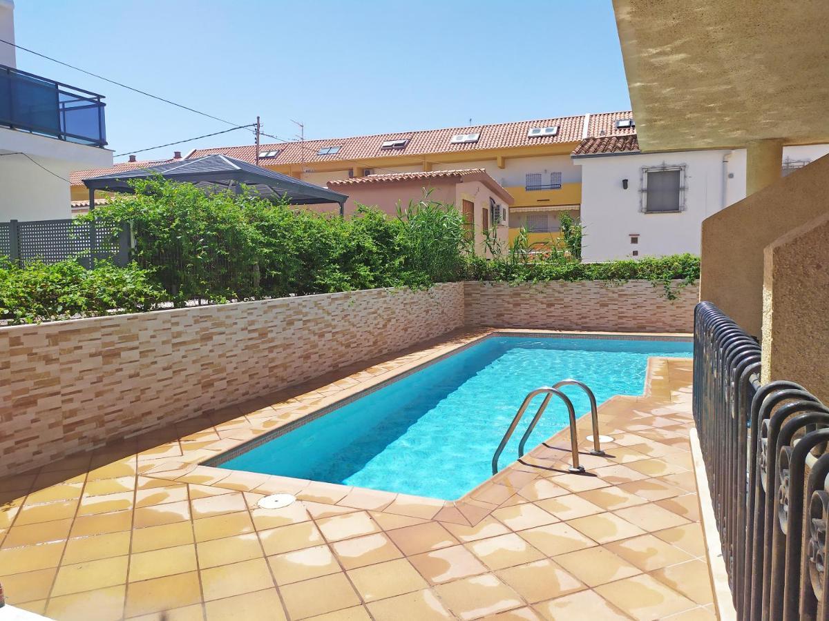 Apartamentos Dona Carmen 3000 Oropesa del Mar Exterior photo
